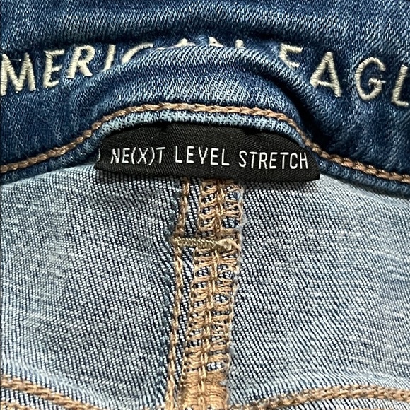 American Eagle AE Distressed Jean Shorts Fray Hem Cuttoffs Rollup Vintage Button - Picture 9 of 10